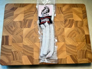 Диспенсеры для снеков: Колбаски сыровяленые Mini Fuet 