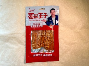 Треска соломка: Мучные полоски КРАСНЫЕ со вкусом пряной говядины 76 гр