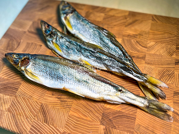 Корюшка без икры вяленая ГОСТ (крупная) в Норильске