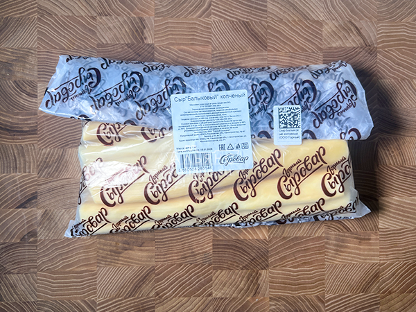 Сыр 1 кг ГОРНЫЙ СЫРОВАР (Балыковый копчёный) в Норильске