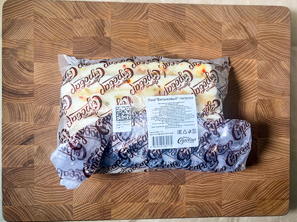 Сыр 1 кг ГОРНЫЙ СЫРОВАР (Балыковый паприка) в Норильске