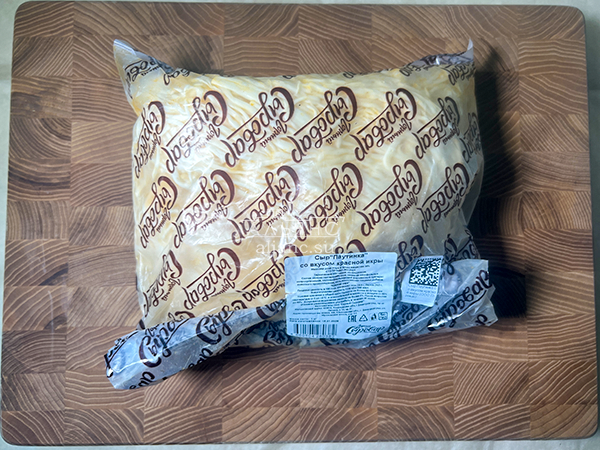 Сыр 1 кг ГОРНЫЙ СЫРОВАР (Паутинка со вкусом красной икры) в Норильске