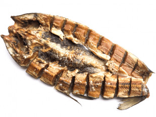 Вобла вяленая астраханская средняя: Сом (бабочка) холодного копчения